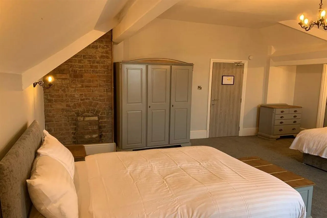 Churchill'S Hotel Wombwell